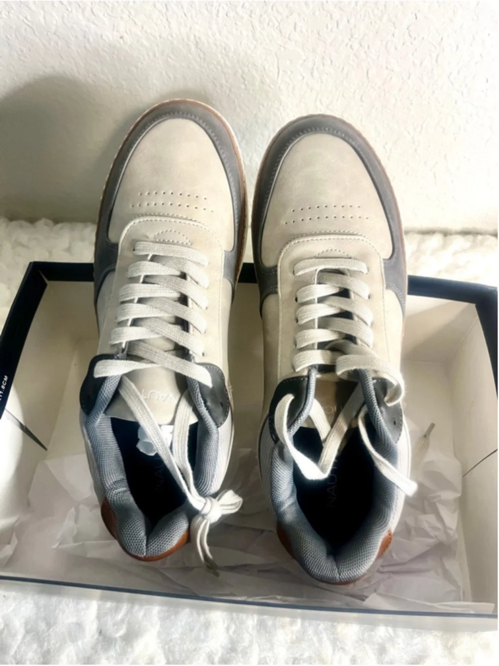 NIB Nautica Savar Men's Sneakers in grey Size 9